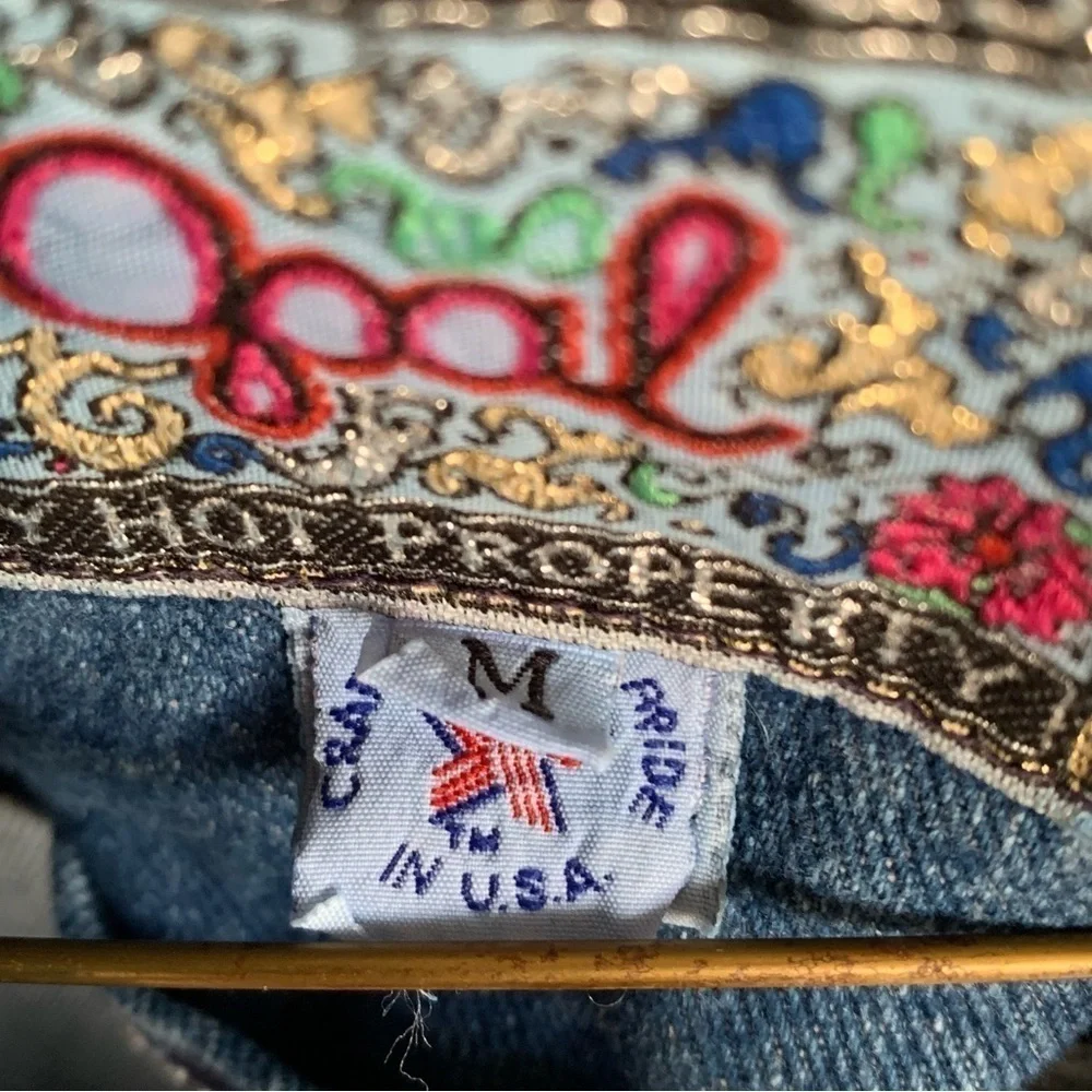 Vintage Women’s Denim Blue Jean Jacket Dolphins Logo Opal Hot Topic Size Medium - Picture 5 of 7